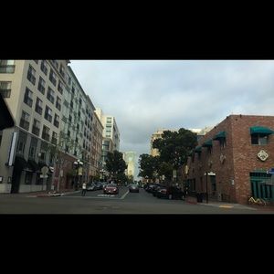 Meet your Posher, Ester